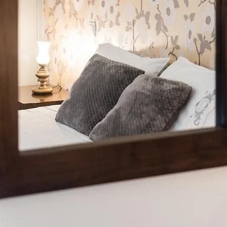 Praça Casa de hóspedes Arouca