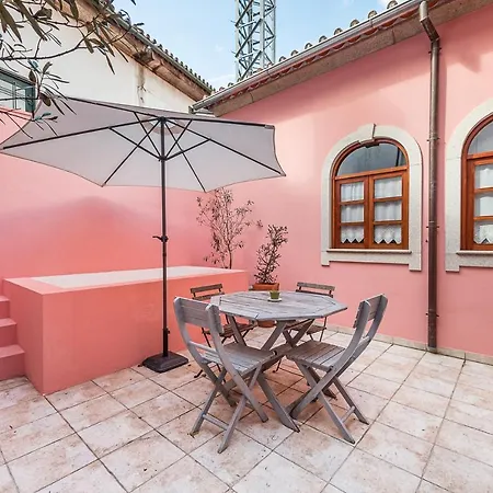 Guest house Praca Arouca